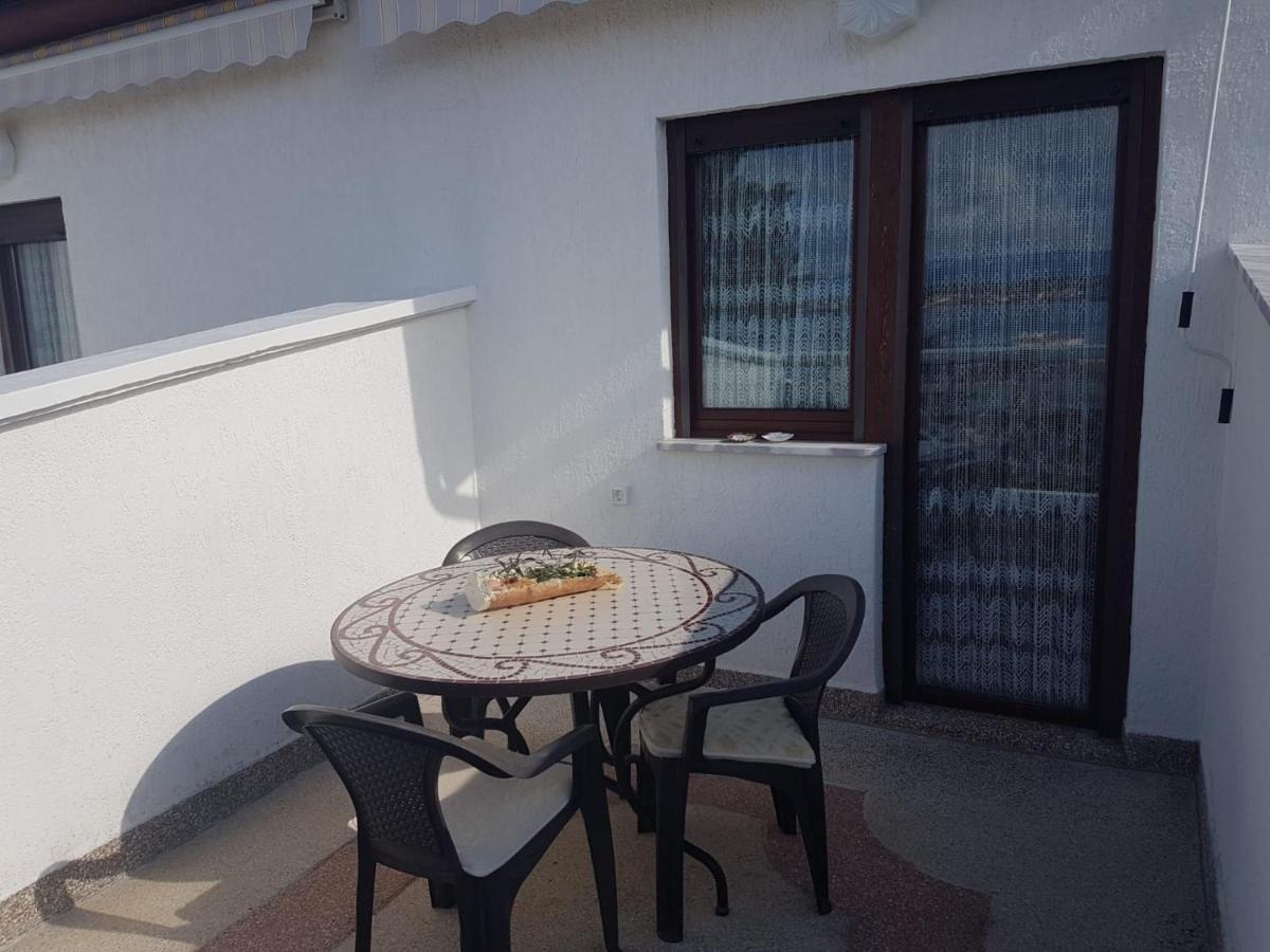 Apartments Marija Nada Malinska Dış mekan fotoğraf